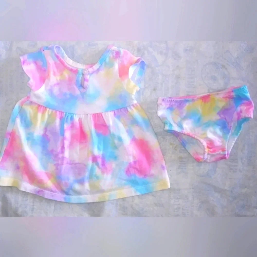 Bundle of Three Pieces Baby Girl Dress Size 0-3 Months